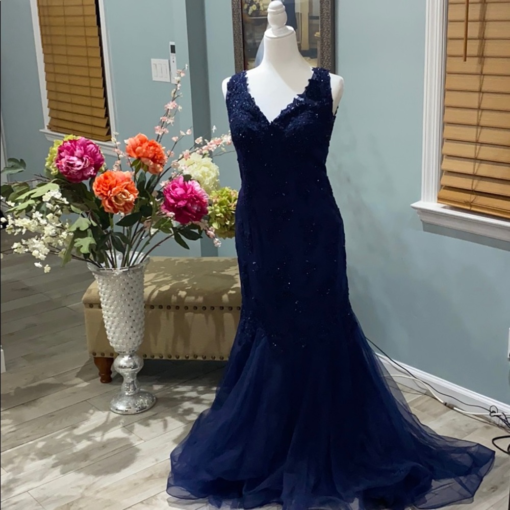 Fiesta Fashion formal dress 👗